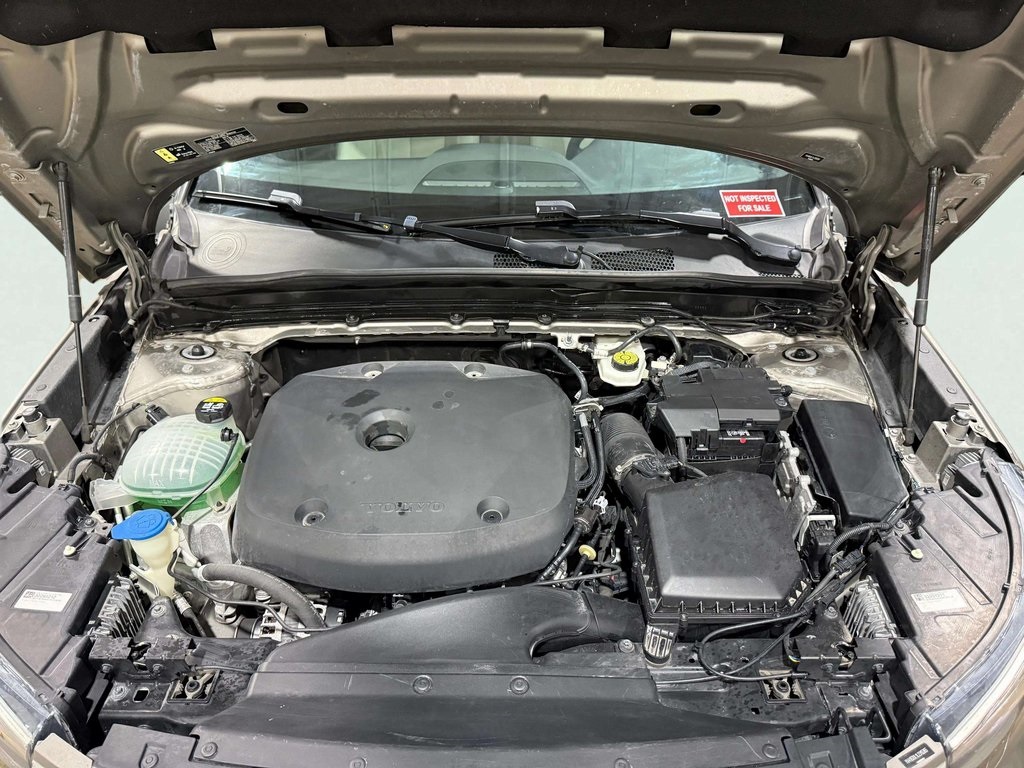 2020 Volvo XC40 T5 Inscription AWD photo 23