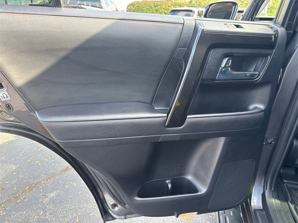 2023 Toyota 4Runner TRD Off-Road photo 30