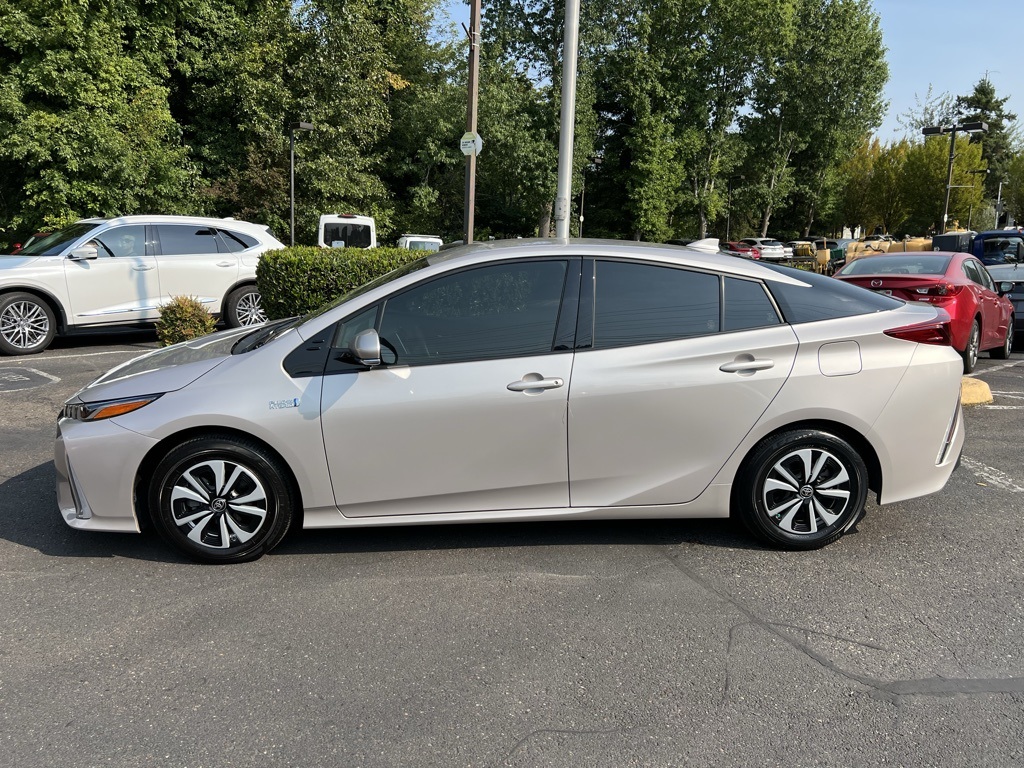 2019 Toyota Prius Prime Plus Premium Advanced photo 4