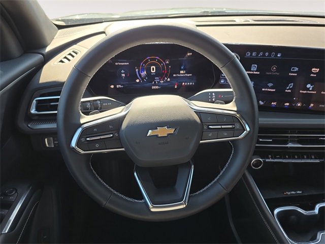 2025 Chevrolet Traverse photo 12