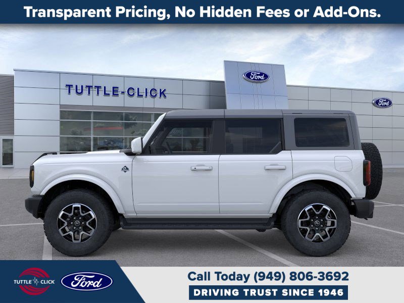 2025 Ford Bronco Outer Banks photo 3