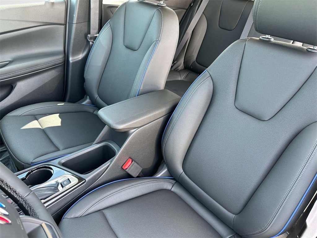 2026 Buick Encore GX Sport Touring photo 18
