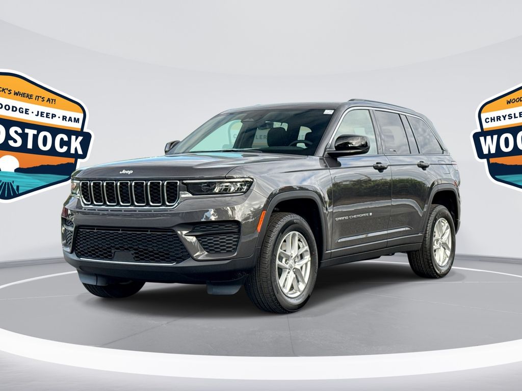 2025 Jeep Grand Cherokee Laredo's photo