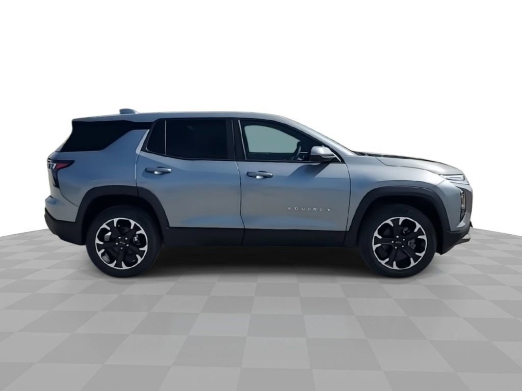 2026 Chevrolet Equinox LT photo 8