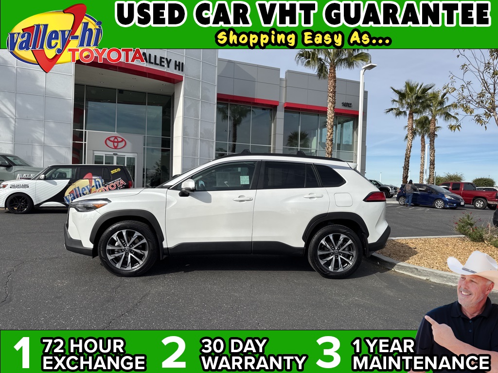 2023 Toyota Corolla Cross XLE's photo