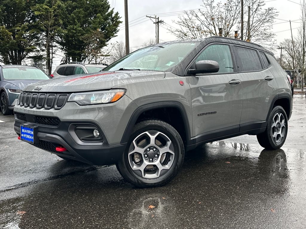 2022 Jeep Compass Trailhawk's photo