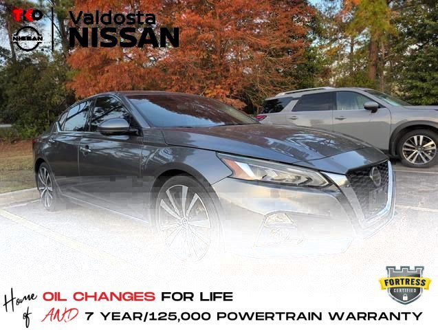 2020 Nissan Altima Platinum's photo