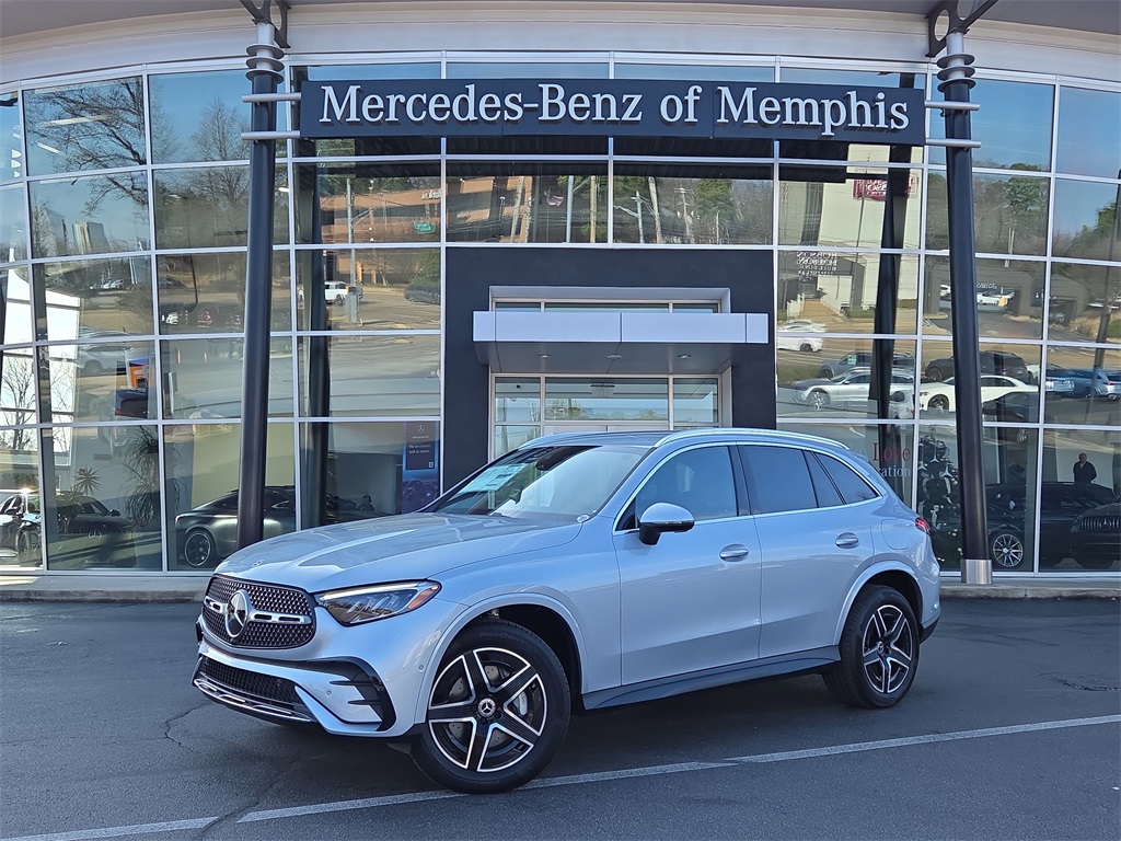 2026 Mercedes-Benz GLC Base's photo