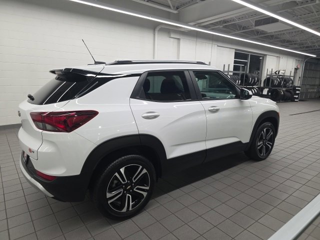 2025 Chevrolet Trailblazer LT photo 4