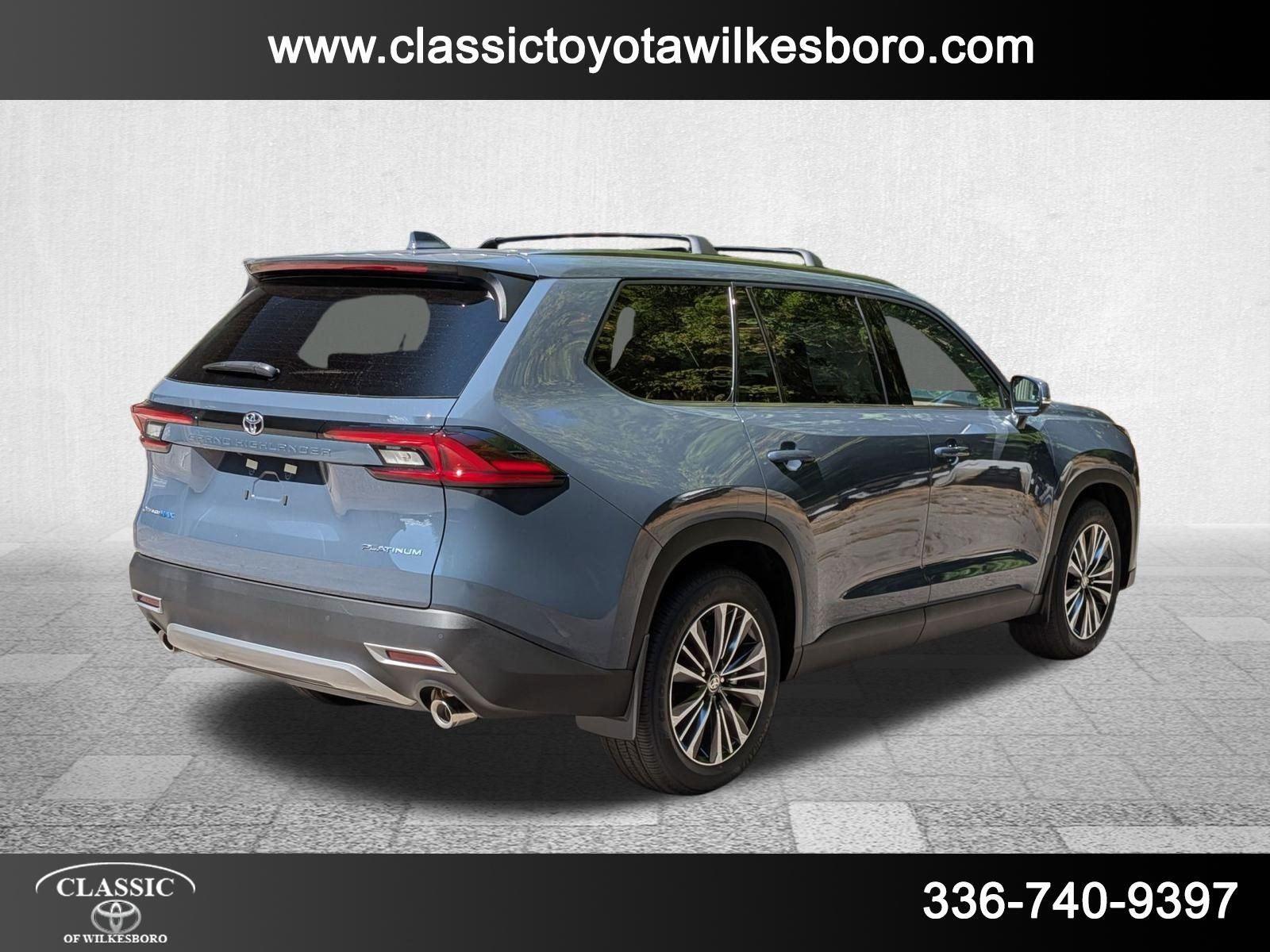 2026 Toyota Grand Highlander Hybrid MAX Platinum AWD photo 3