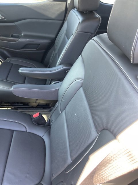 2021 Gmc Acadia SLT photo 9