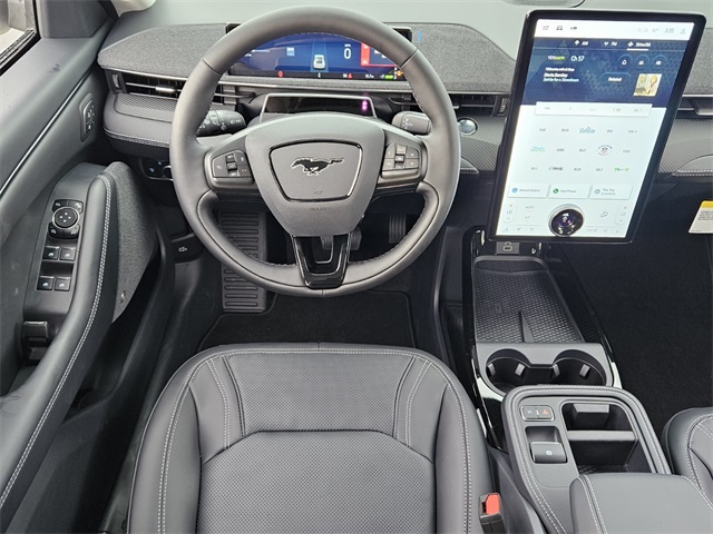 2025 Ford Mustang Mach-E Premium photo 13