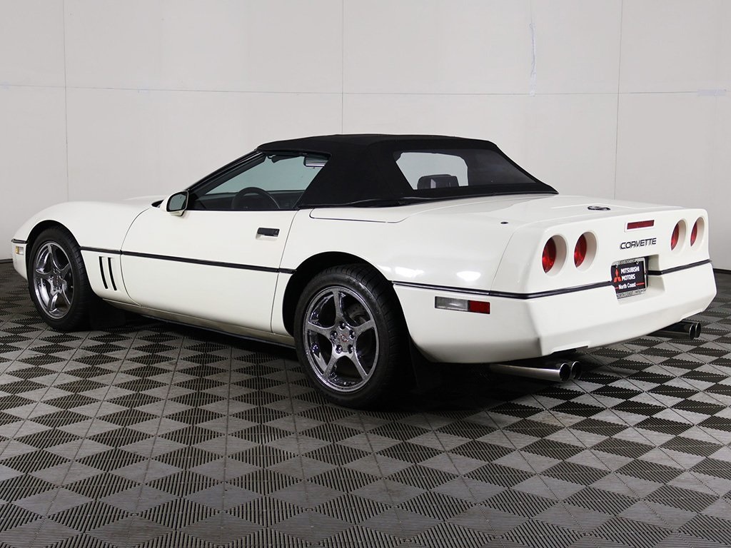 1986 Chevrolet Corvette Base photo 4