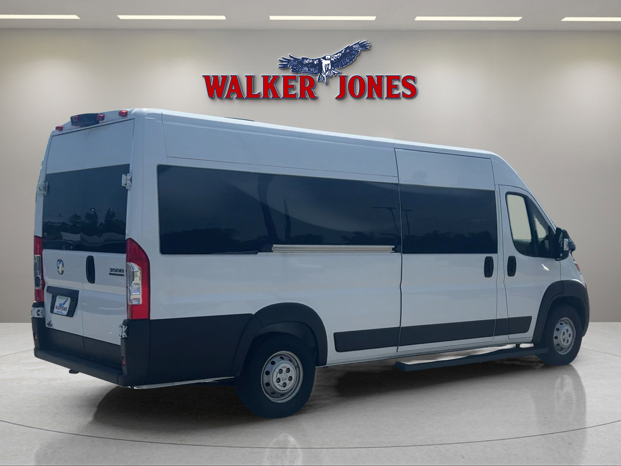 2023 Ram ProMaster 3500 Window Van photo 3