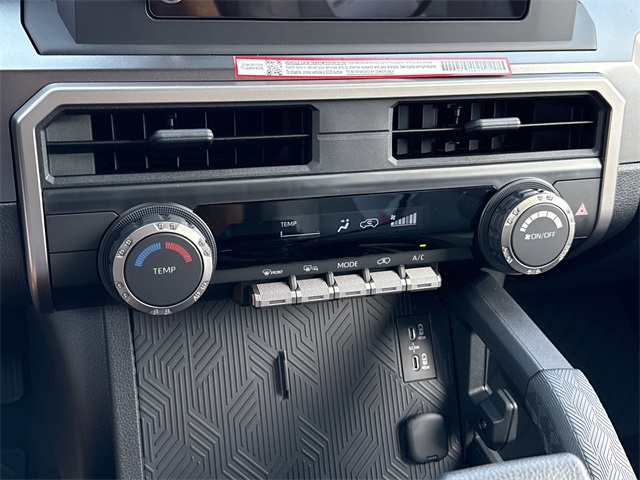 2025 Toyota 4Runner SR5 photo 27