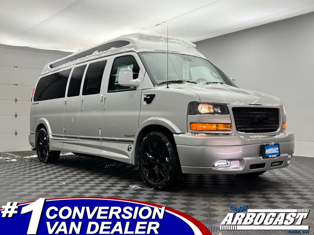 2025 GMC Savana Cargo Work Van's photo