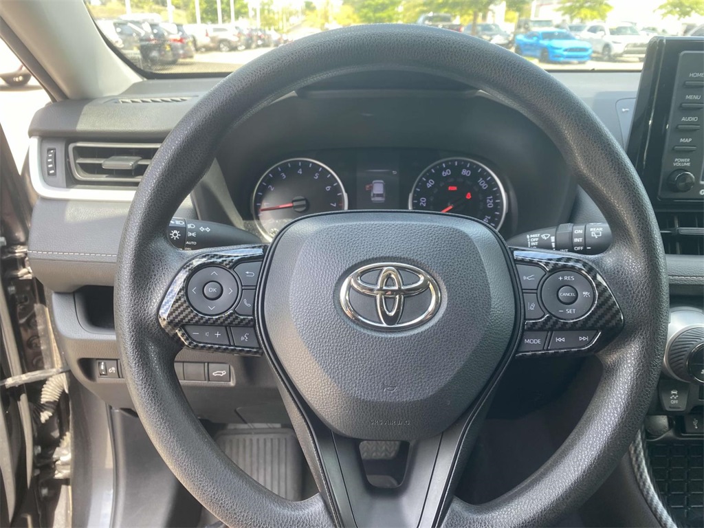 2022 Toyota RAV4 XLE photo 26