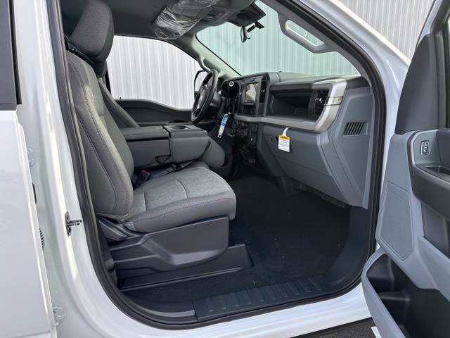 2026 Ford F-250 XL photo 2