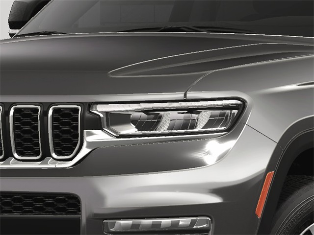 2025 Jeep Grand Cherokee Limited photo 13