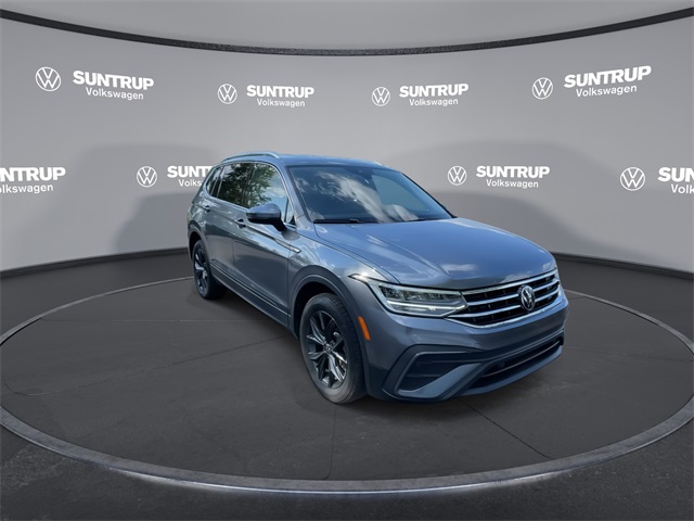 2024 Volkswagen Tiguan SE Wolfsburg Edition photo 3