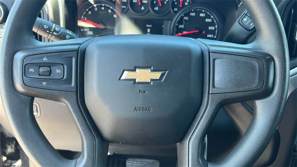 2021 Chevrolet Silverado 1500 Custom photo 31