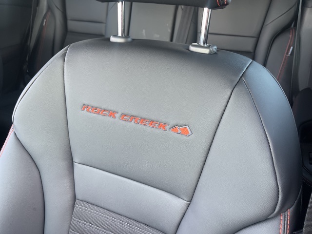 2026 Nissan Rogue SV photo 2