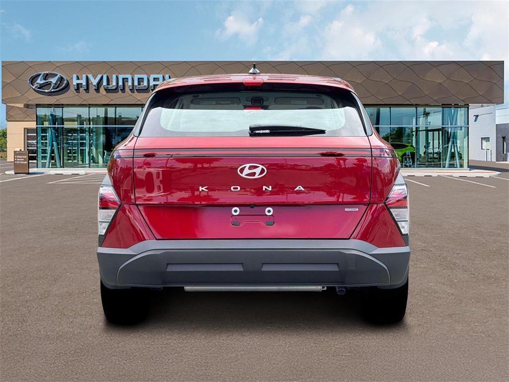 2026 Hyundai Kona SE photo 3