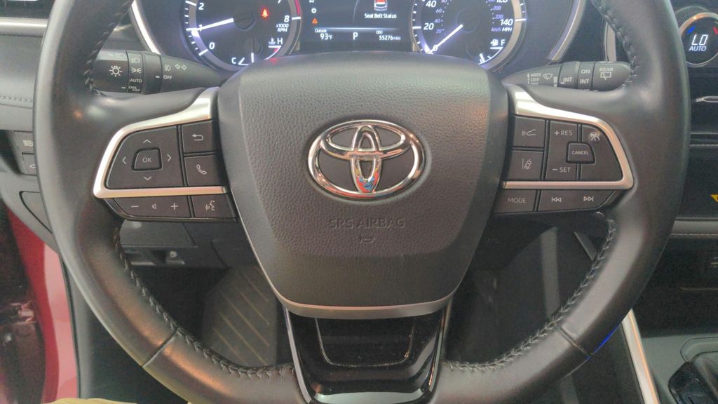2023 Toyota Highlander XSE photo 16