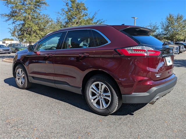 2020 Ford Edge SEL photo 4