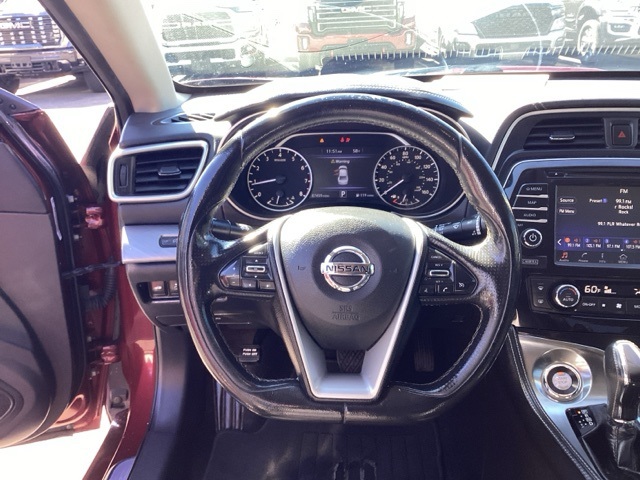 2018 Nissan Maxima SV photo 18