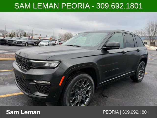 2025 Jeep Grand Cherokee Summit's photo