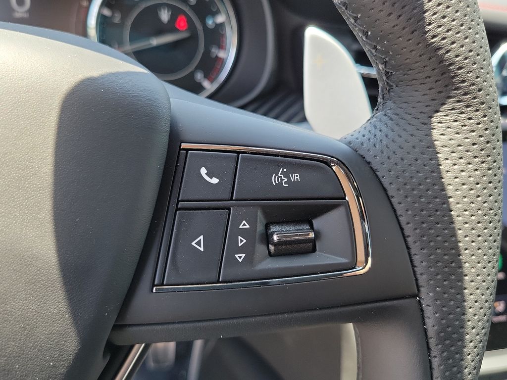 2024 Maserati Quattroporte Modena Q4 photo 7