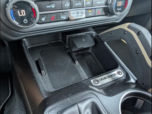 New 2025 Azure Gray Metallic Tri-Coat Ford Badlands image 13