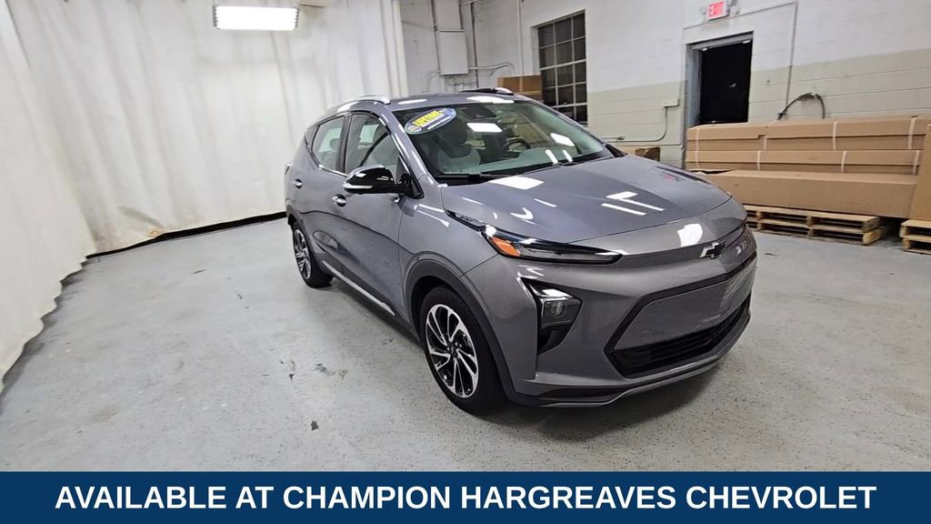 Used 2022 Chevrolet Bolt EUV Premier with VIN 1G1FZ6S0XN4120736 for sale in Royal Oak, MI