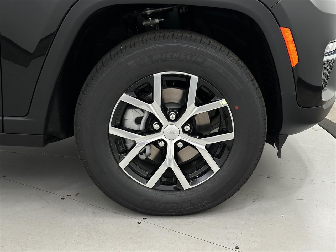2025 Jeep Grand Cherokee Limited photo 26