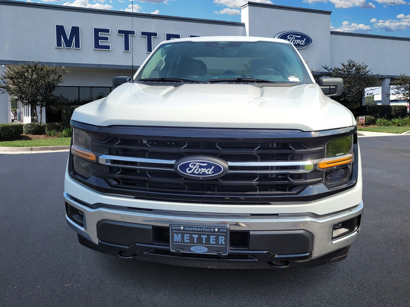 2024 Ford F-150 XLT photo 2