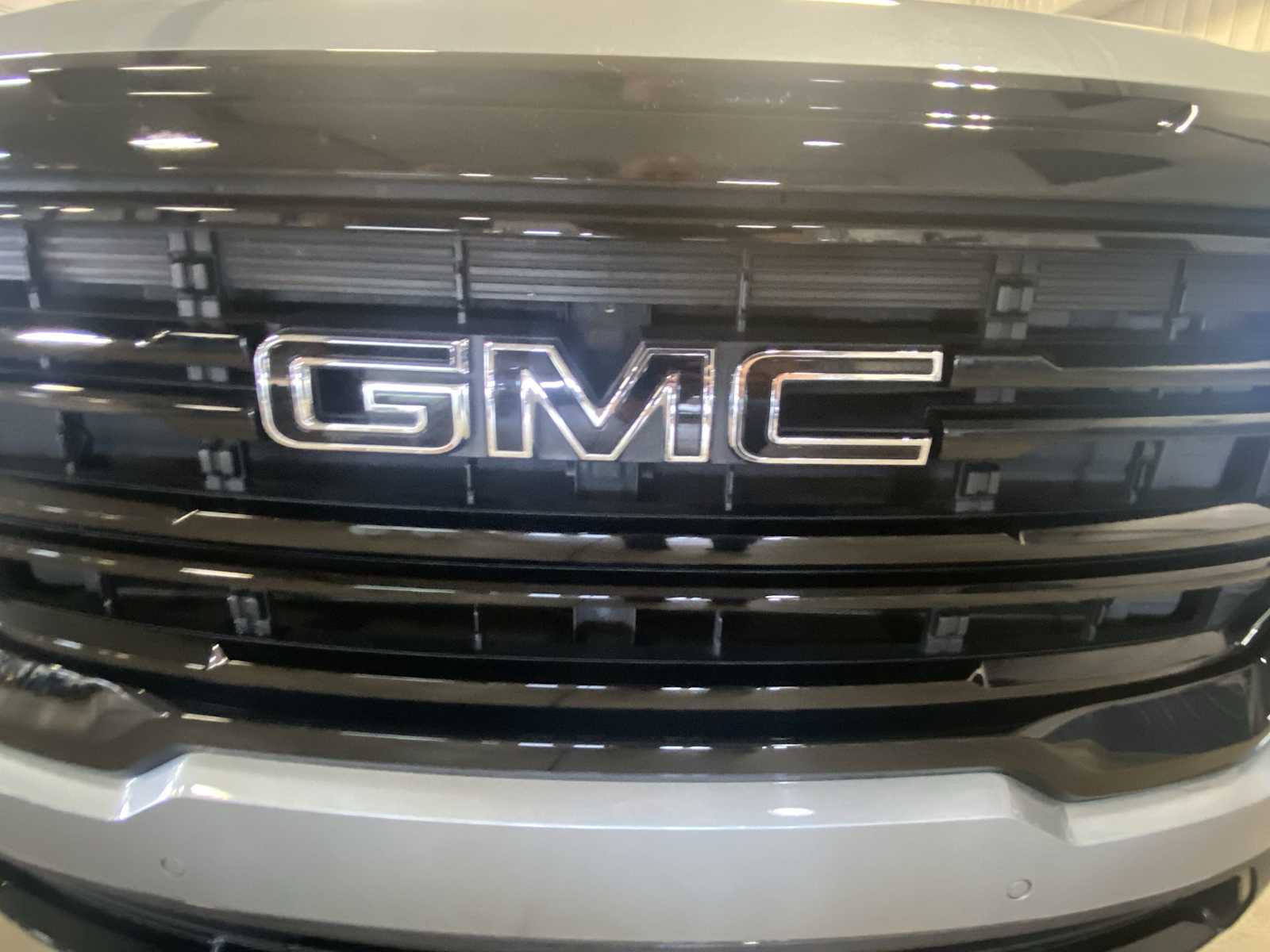 2023 Gmc Acadia SLT photo 31