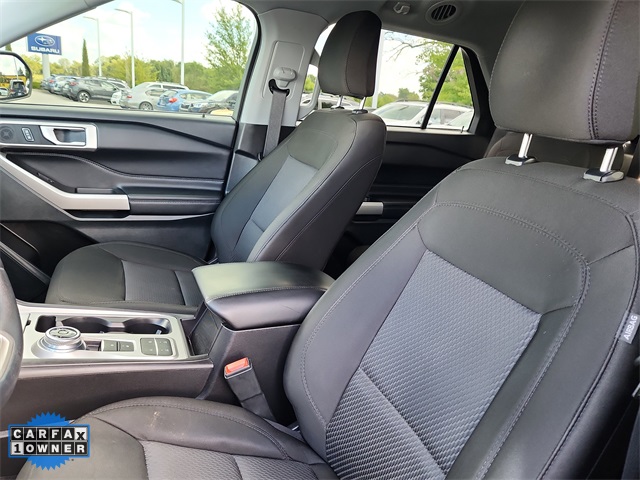 2023 Ford Explorer XLT photo 14