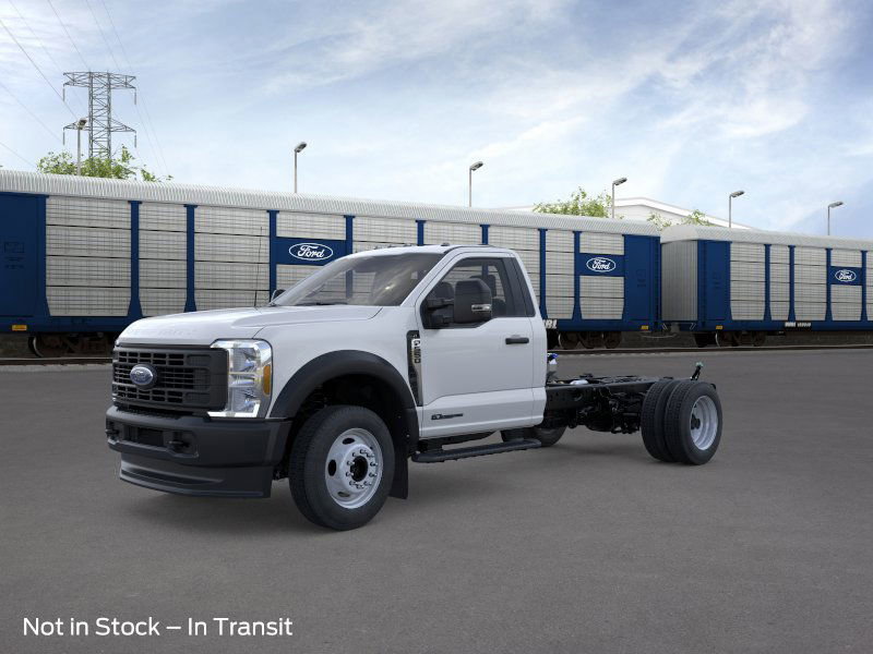 2026 Ford F-550 Super Duty Chassis Cab XL's photo