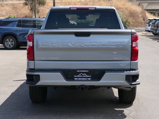 2026 Chevrolet Silverado 1500 Custom photo 4
