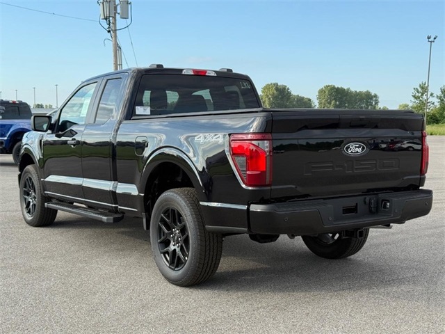 2025 Ford F-150 STX photo 3