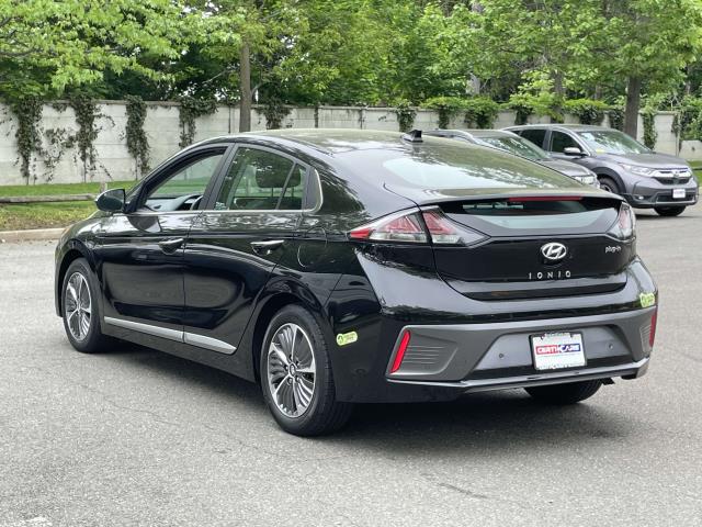 2021 Hyundai Ioniq Plug-In Hybrid Limited photo 3