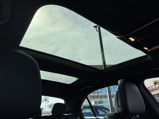 2023 Mercedes Benz C 300 AMG photo 7