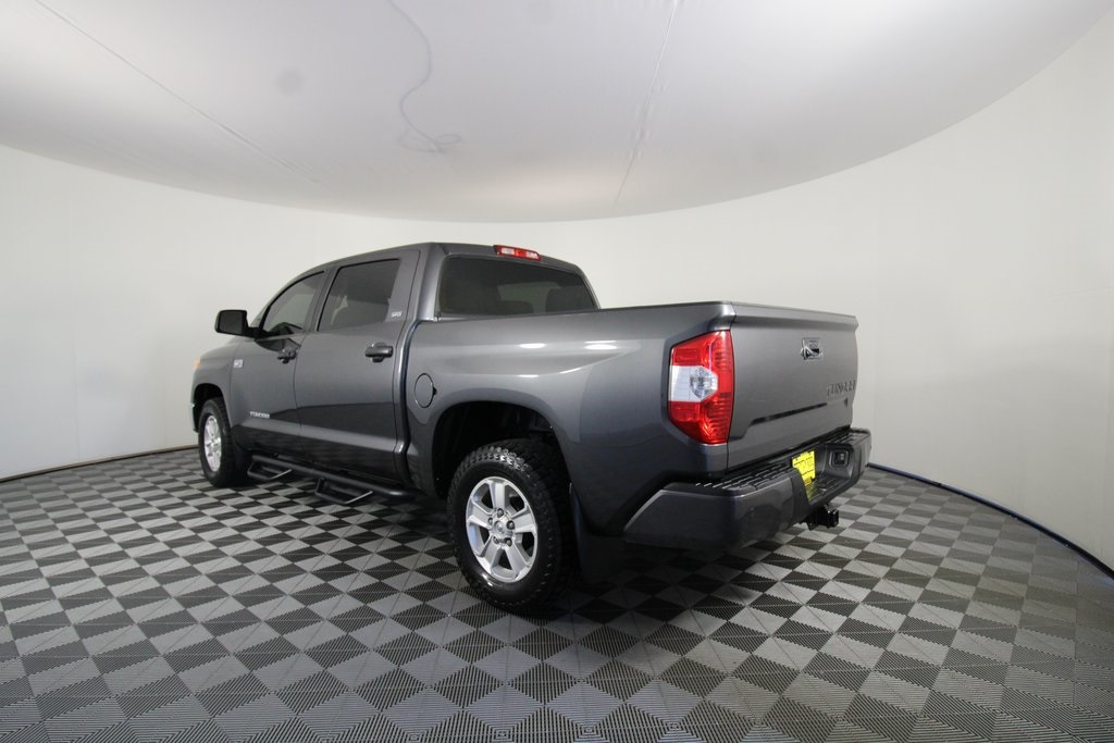 2016 Toyota Tundra SR5 photo 3