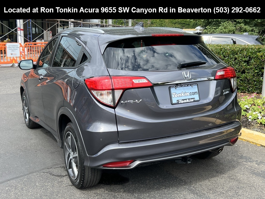 2019 Honda HR-V Touring photo 3