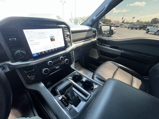 2024 Ford F-150 Lariat photo 10