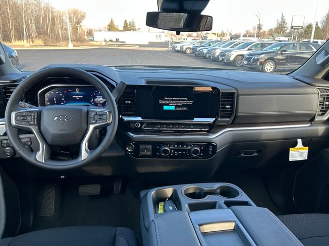 2025 Chevrolet Silverado 1500 RST photo 12