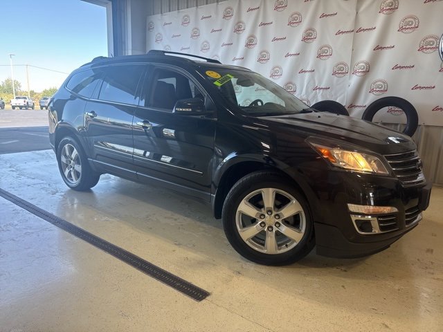 Used 2017 Chevrolet Traverse Premier with VIN 1GNKRJKD1HJ164164 for sale in Kansas City
