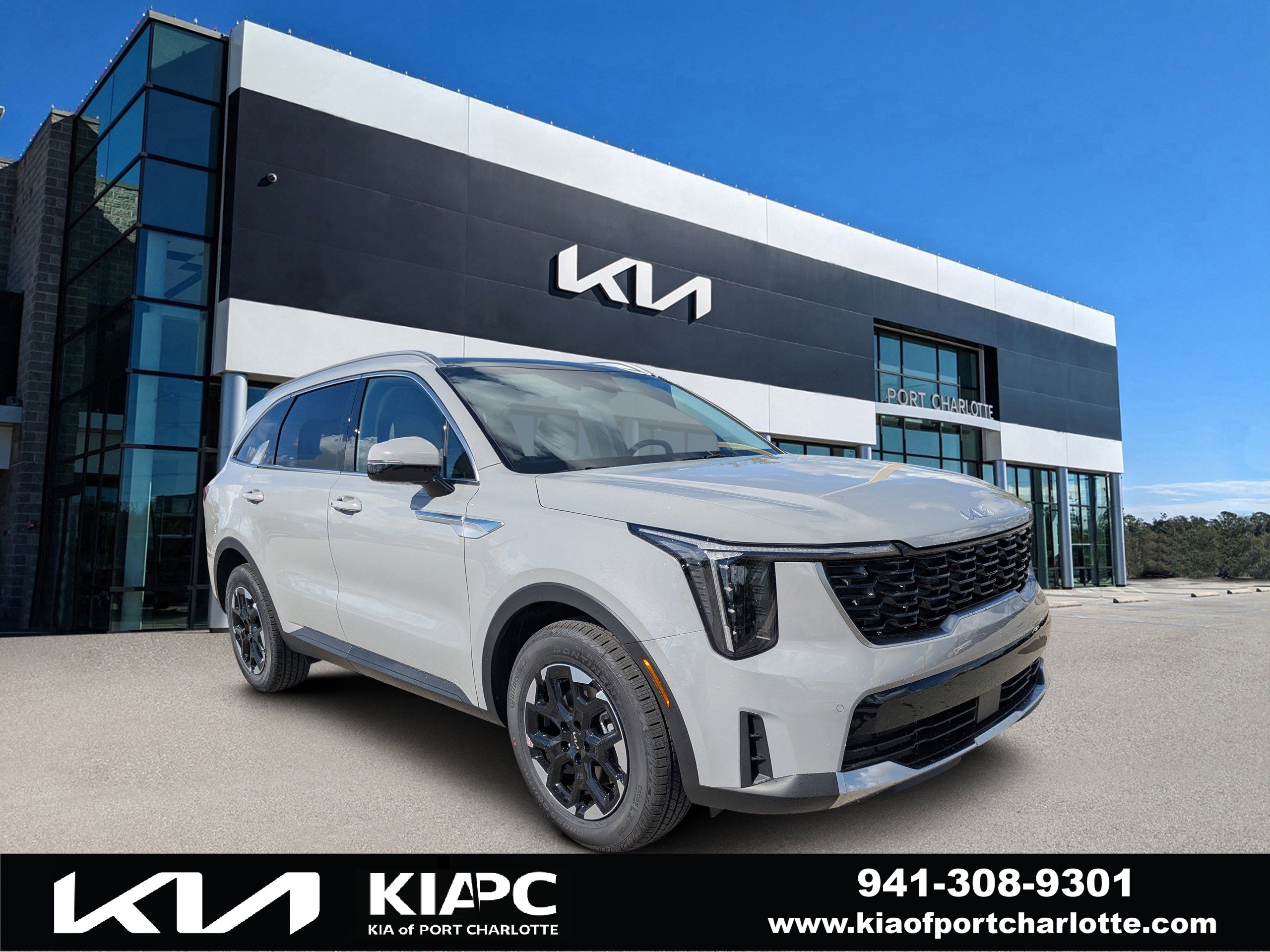 2026 Kia Sorento S's photo