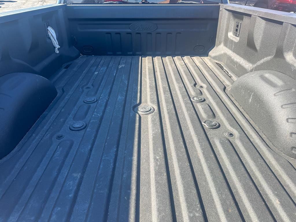 2025 FORD F-450 - Image 28